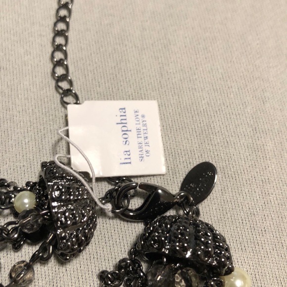 Lia Sophia multi layered and beaded necklace - Picture 2 of 4